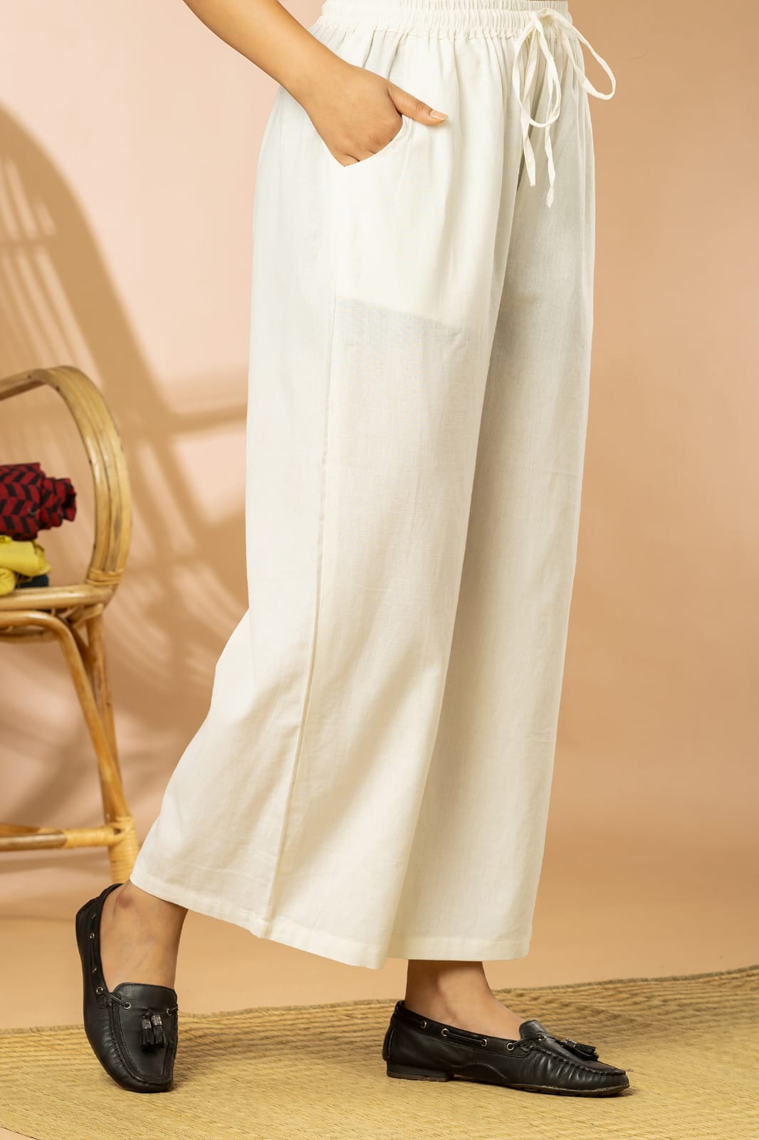 Off-White Cotton Flex Women Wide Leg Elastic Pants